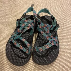 Girls Chacos